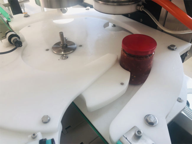 �Ͼ�ȫ�Ԅӷ�ڙC(j��)е�O(sh��)�会(x��)��(ji��)չʾ